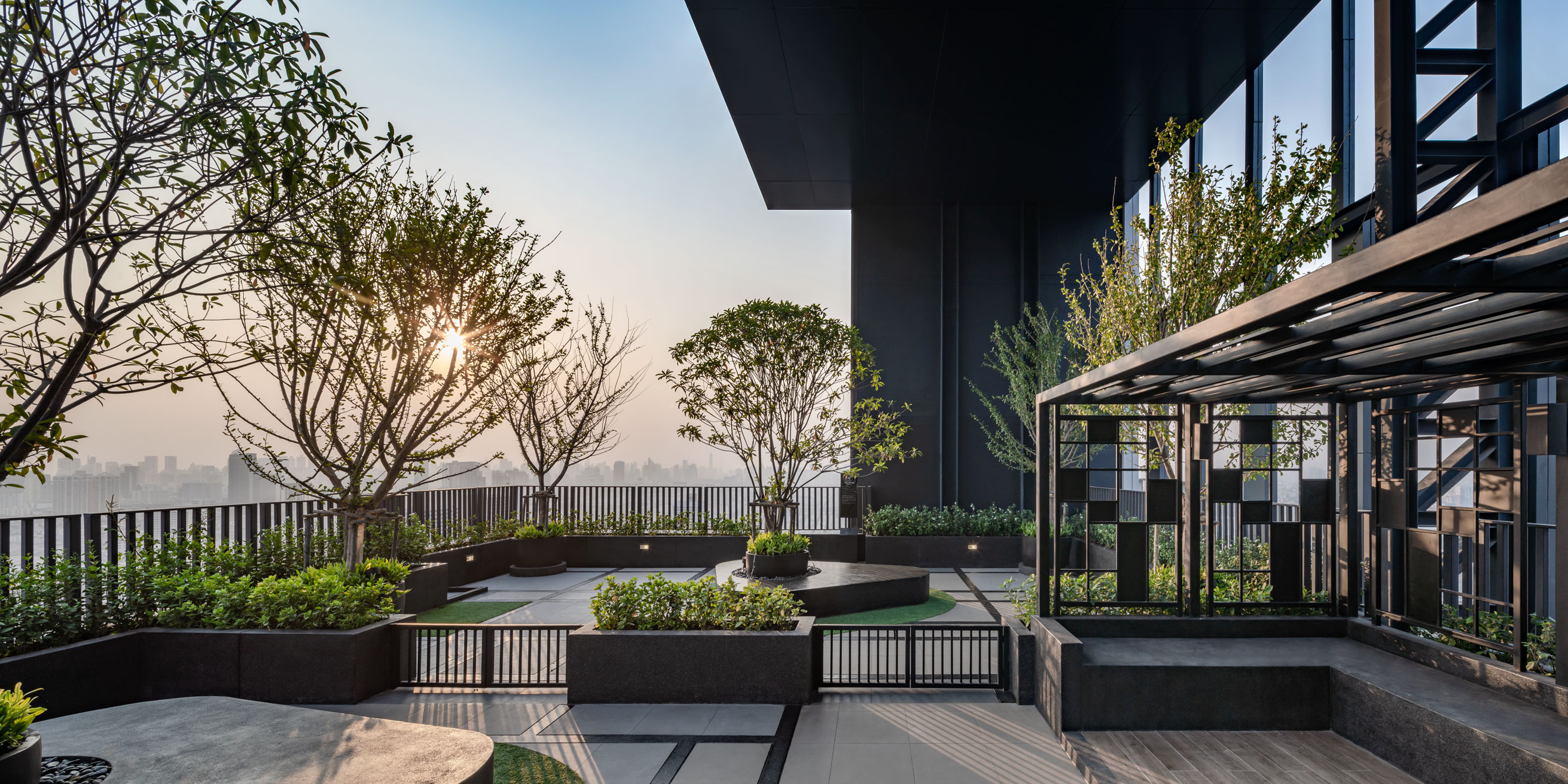 Metris Rama 9-Ramkumhang picture showcase 2 by Estopolis